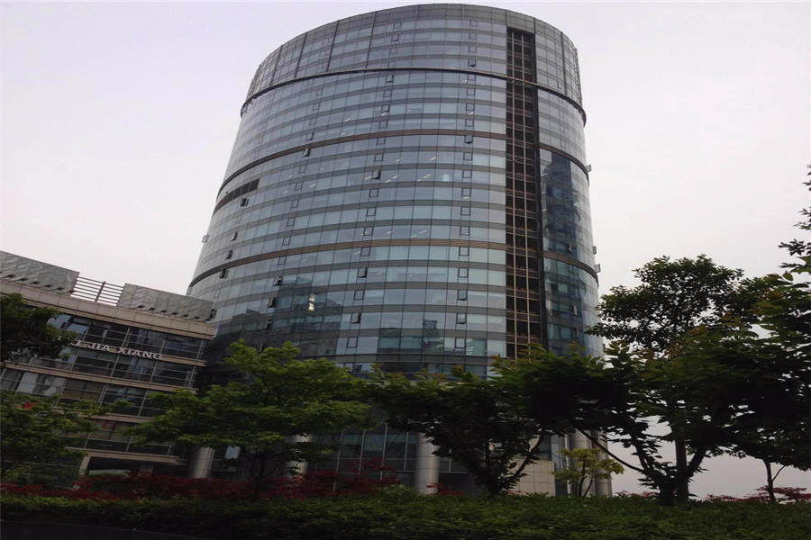 绿洲中环创业办公楼室出租54平起租金2.8元一平起