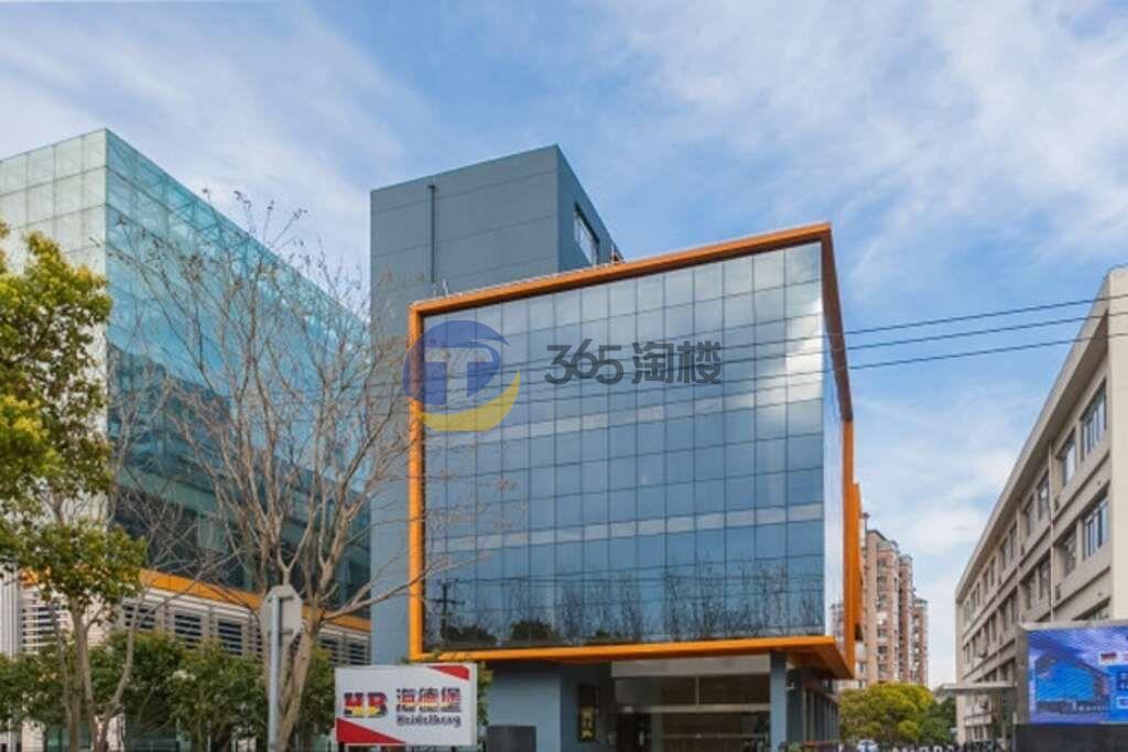 上海瑞安广场地下停车场收费吗