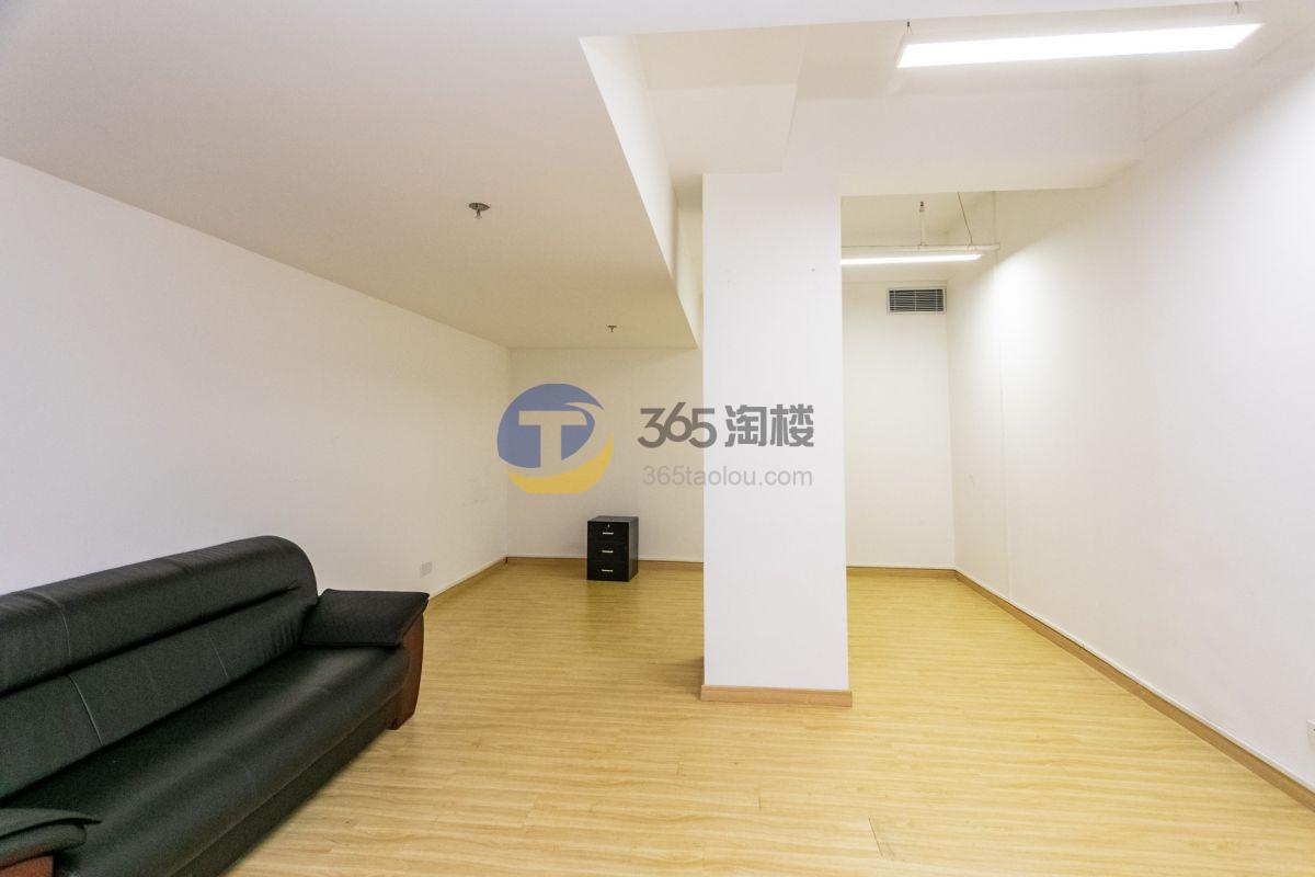 欧银集心大楼