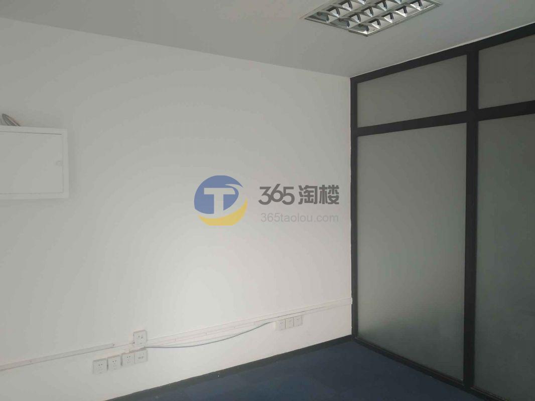 华联创意广场办公区域