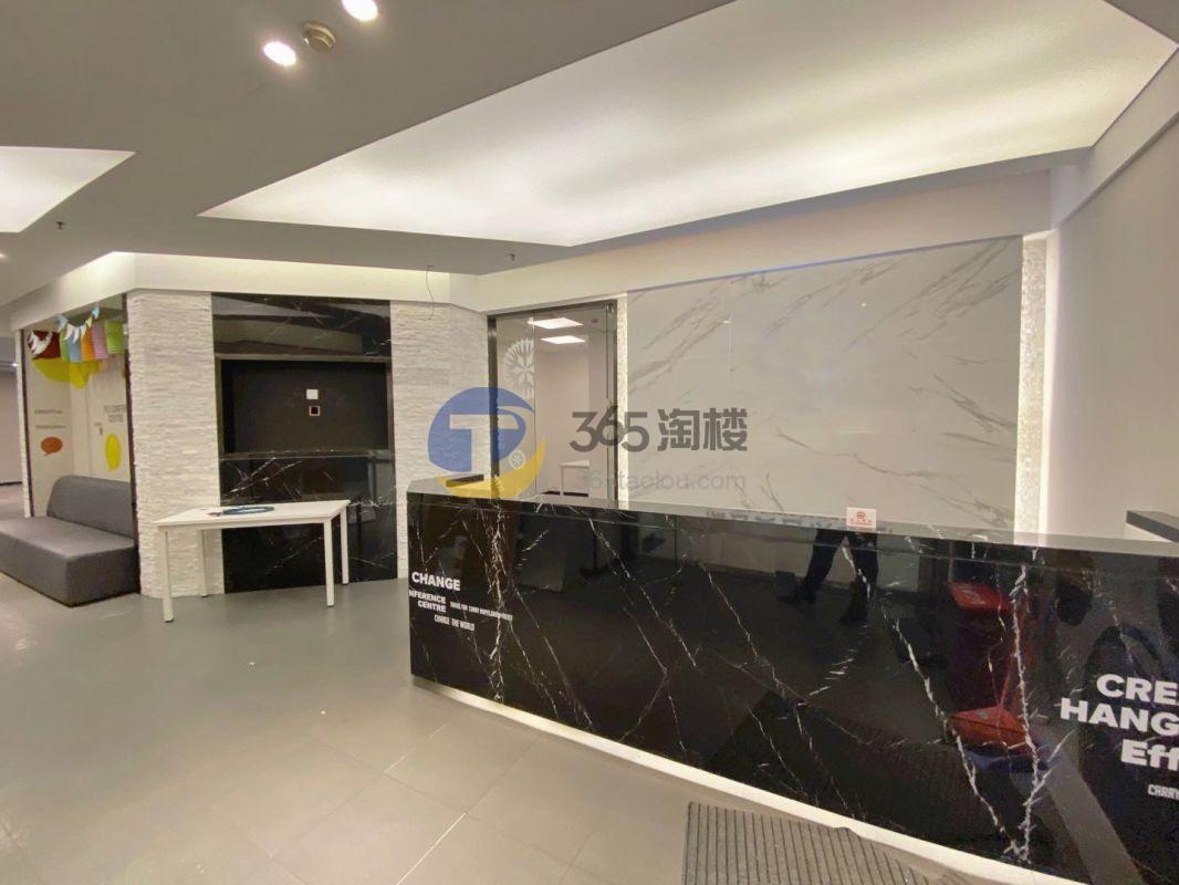 梅龙镇广场