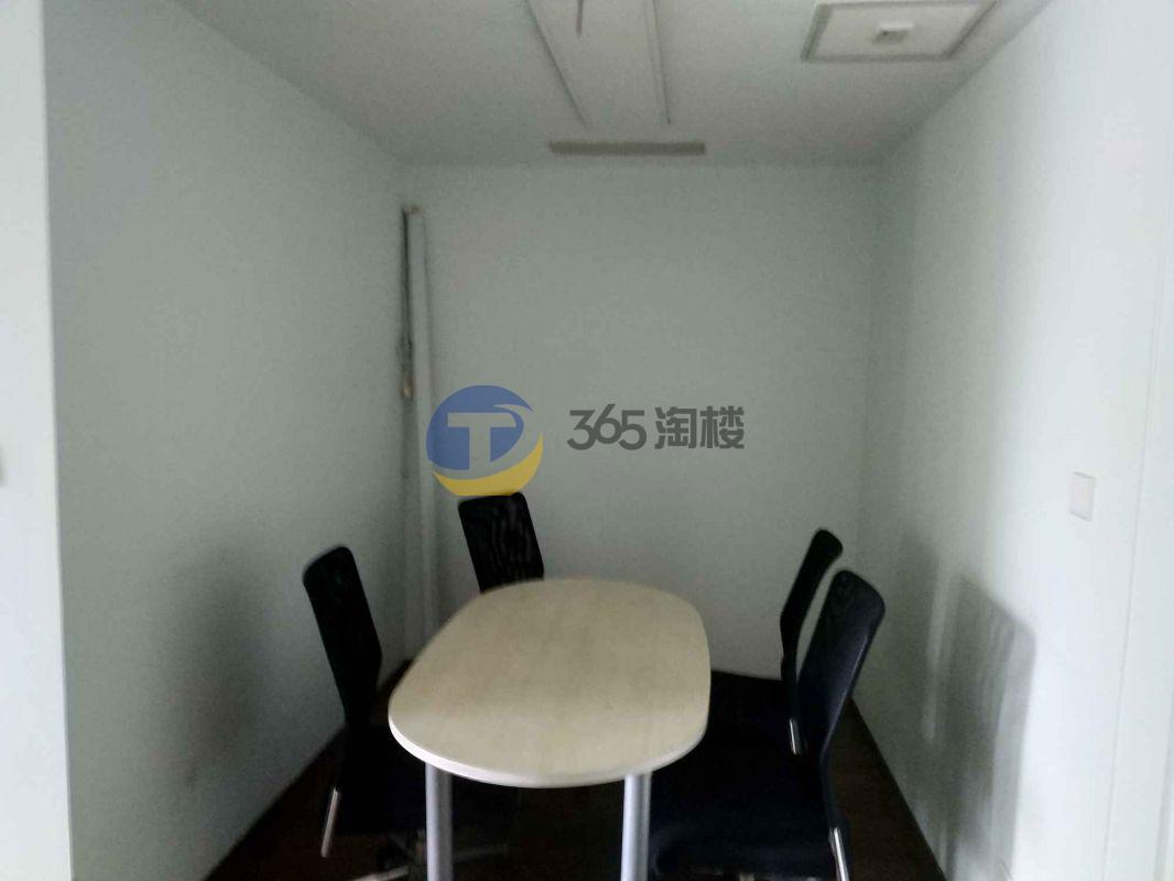 丽都新贵