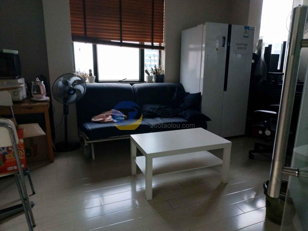 景鸿大楼