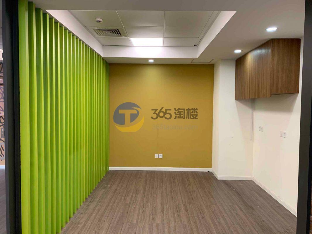 景鸿大楼