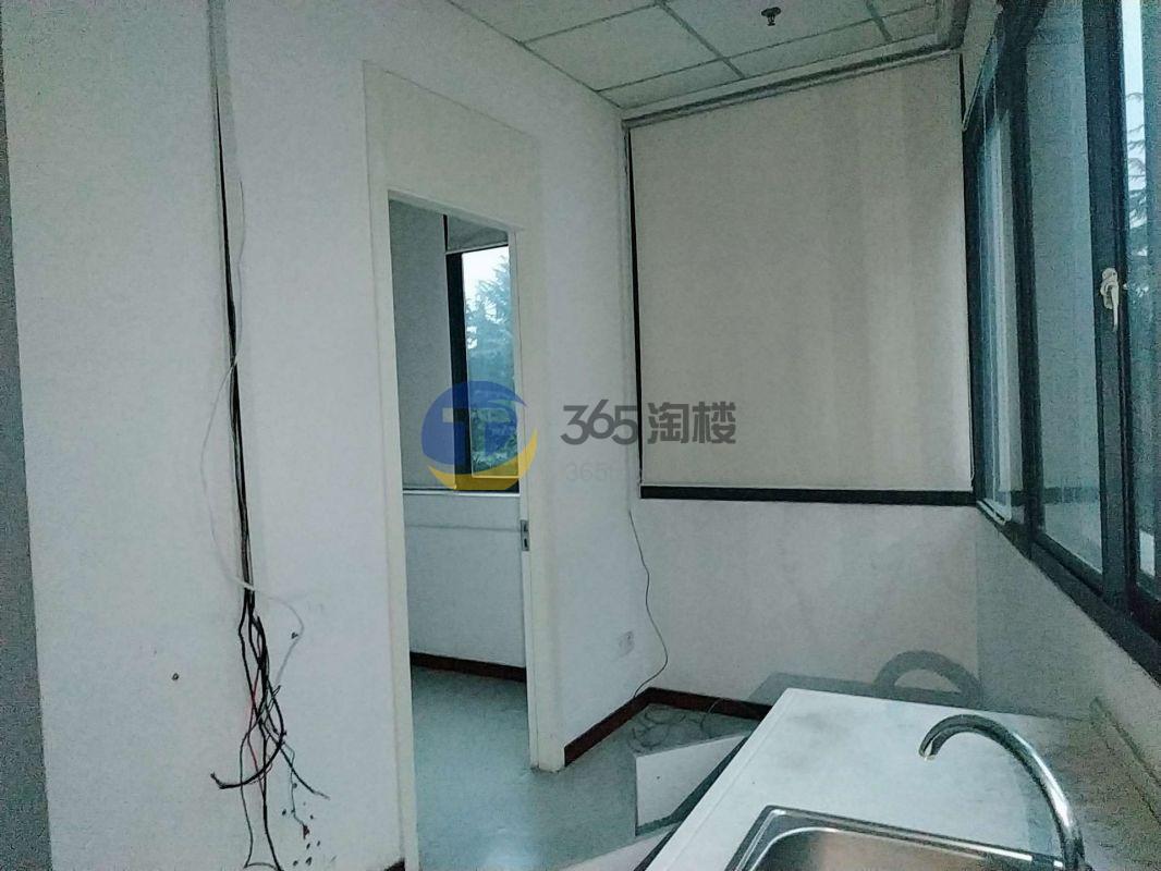 漕河泾国际孵化中心