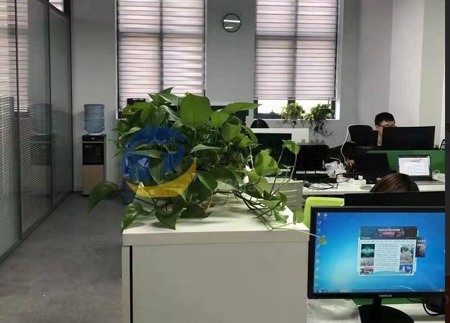 新渝商集团河畔中心