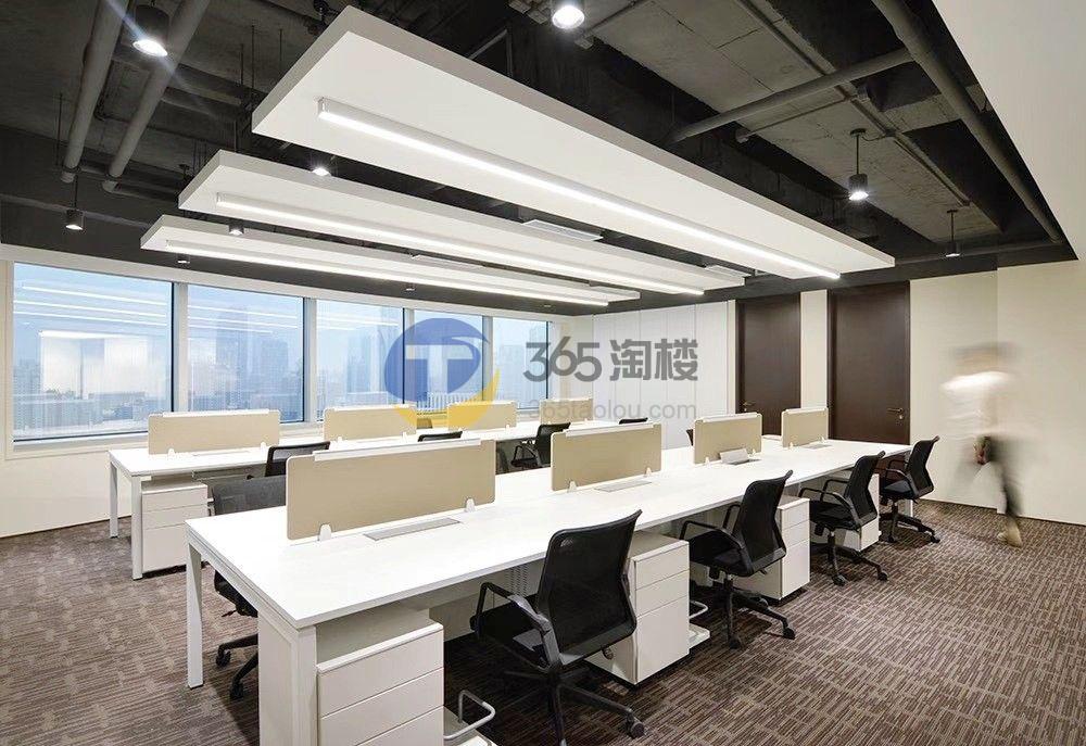 港陆广场