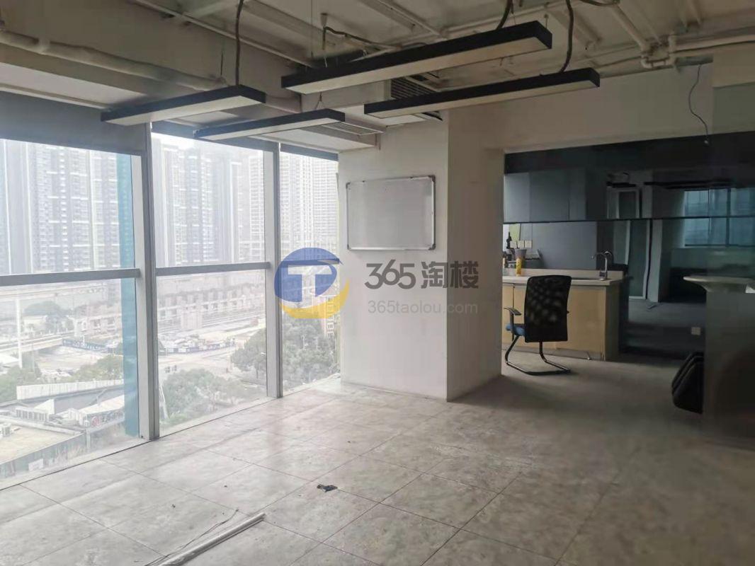 绿地科技岛广场(绿地蓝海)