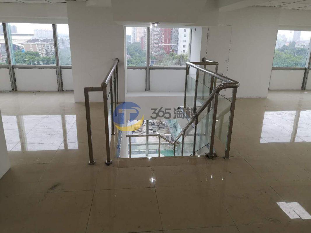 绿地科技岛广场(绿地蓝海)