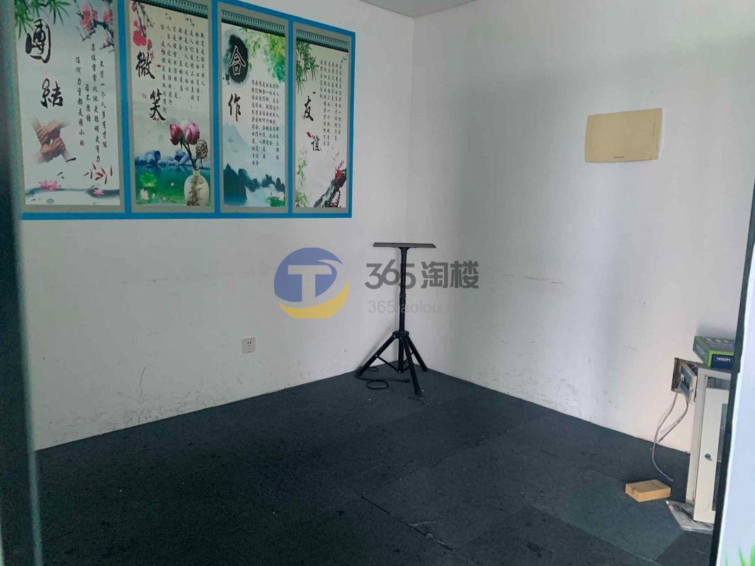绿地科技岛广场(绿地蓝海)