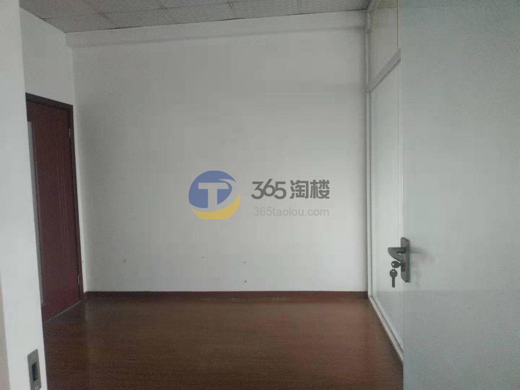 虹桥盛世莲花广场