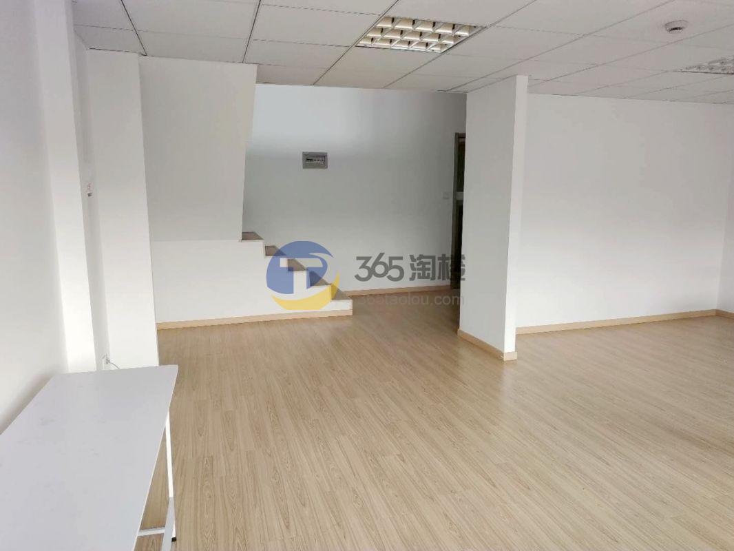 福克斯（沪光东路店）