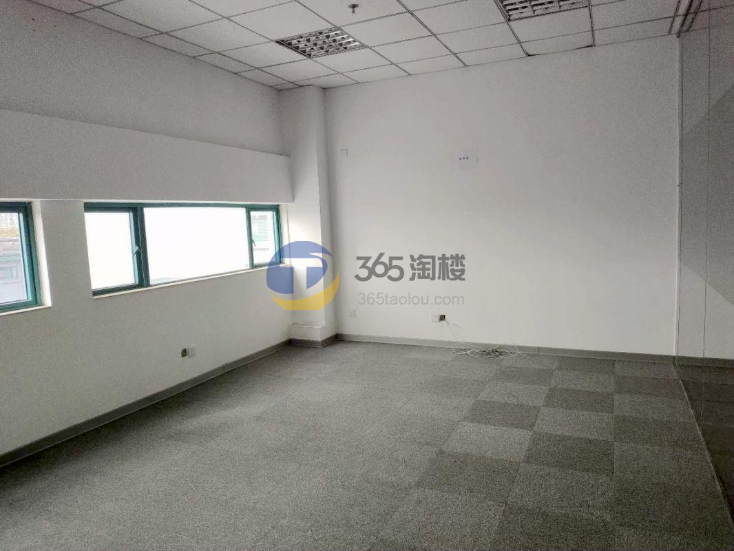 福克斯（沪光东路店）
