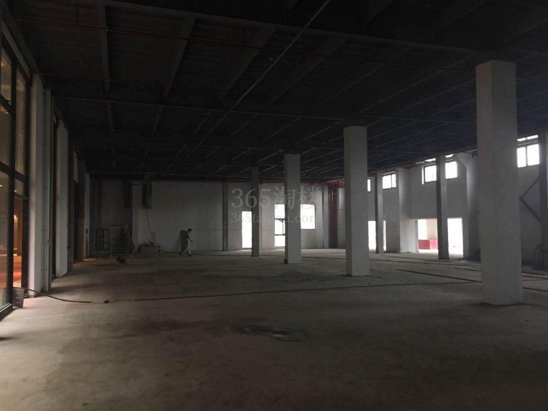 芳华德必运动LOFT