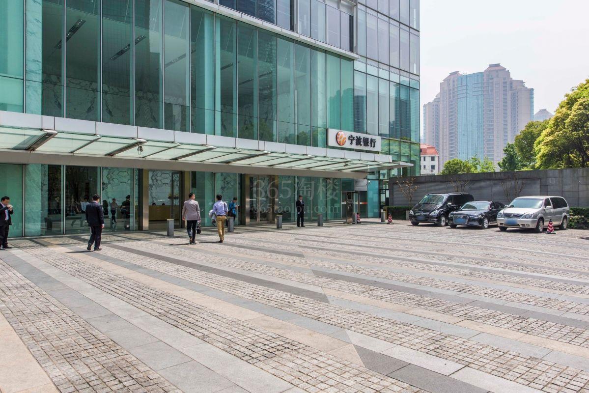 21世纪中心大厦周边环境