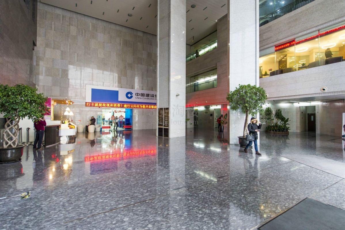 鄂尔多斯国际大厦大堂