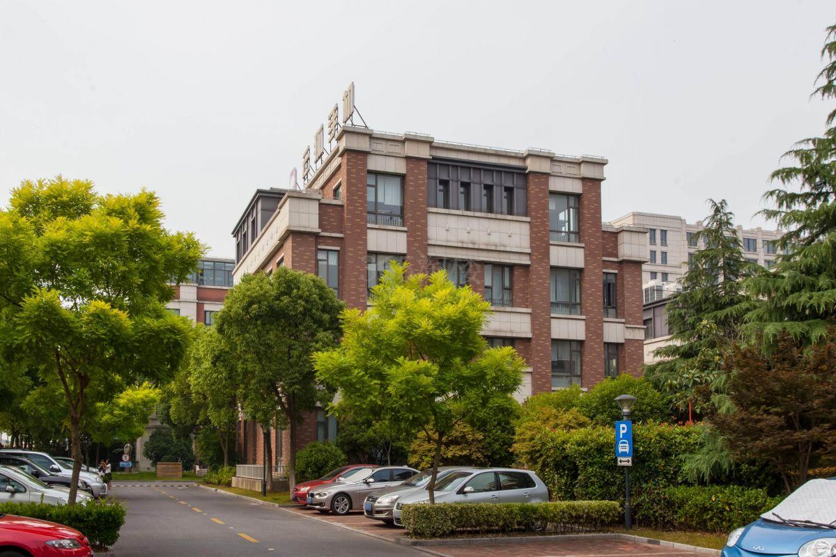 金领之都（B区）外立面