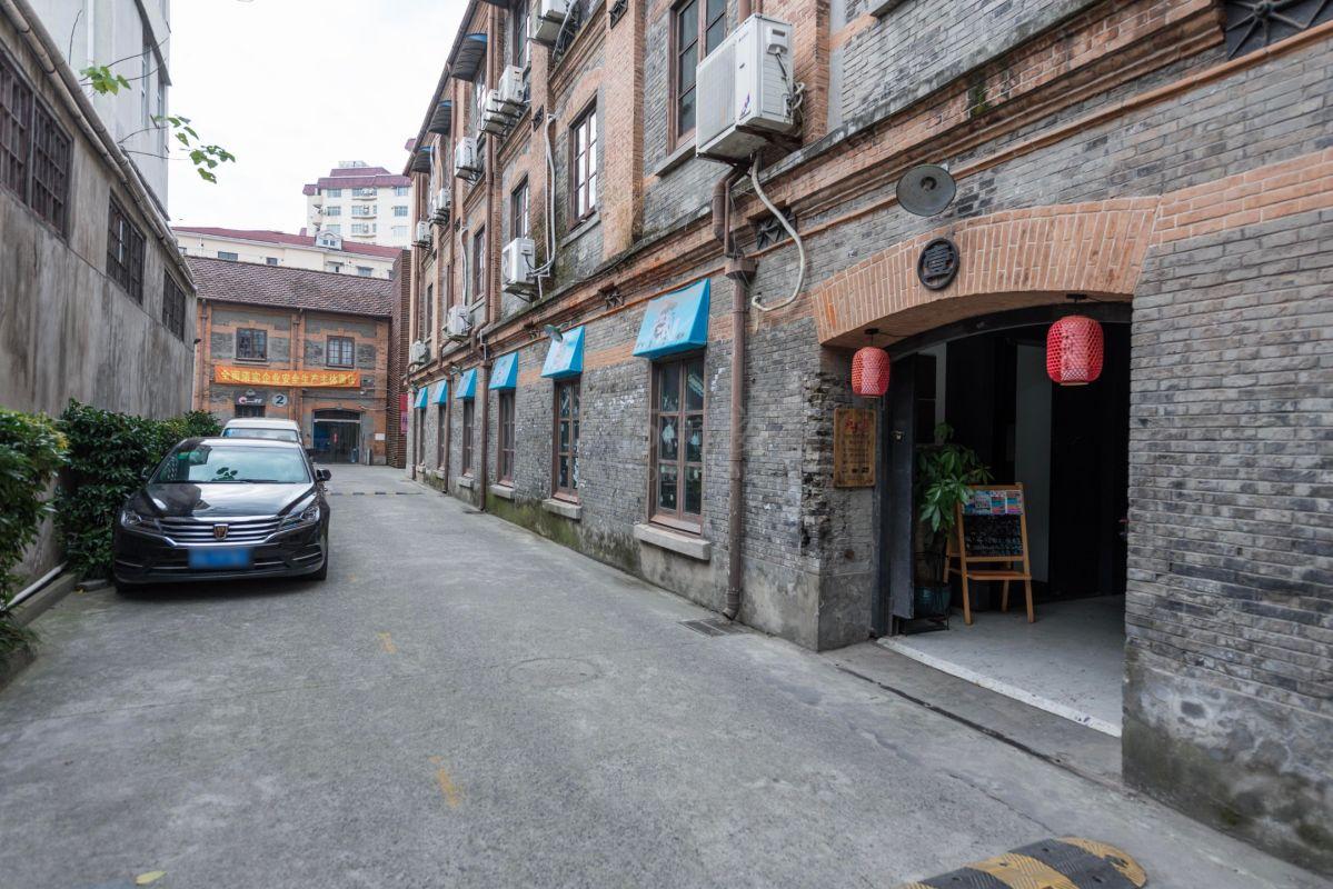 湖丝栈创意园（国企楼盘）周边环境