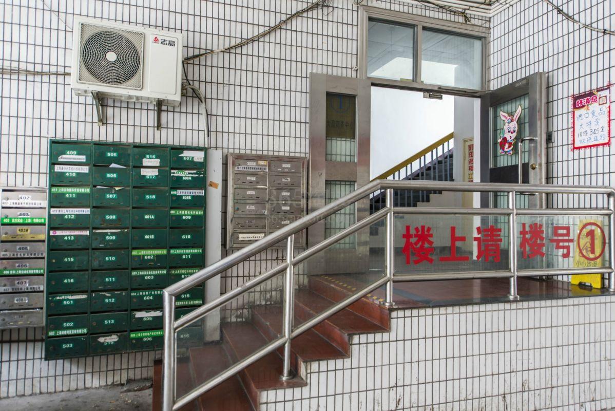 大盈商务中心公共区域