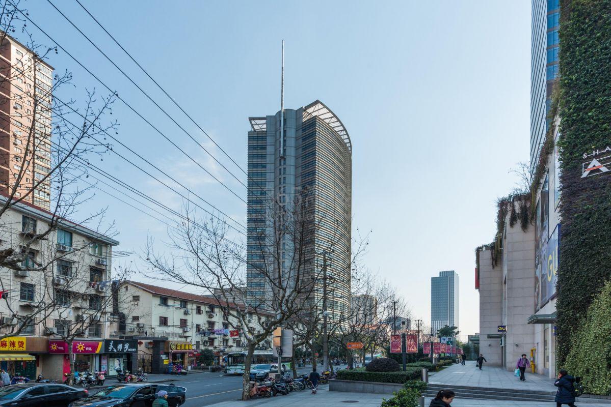 长房国际广场外立面