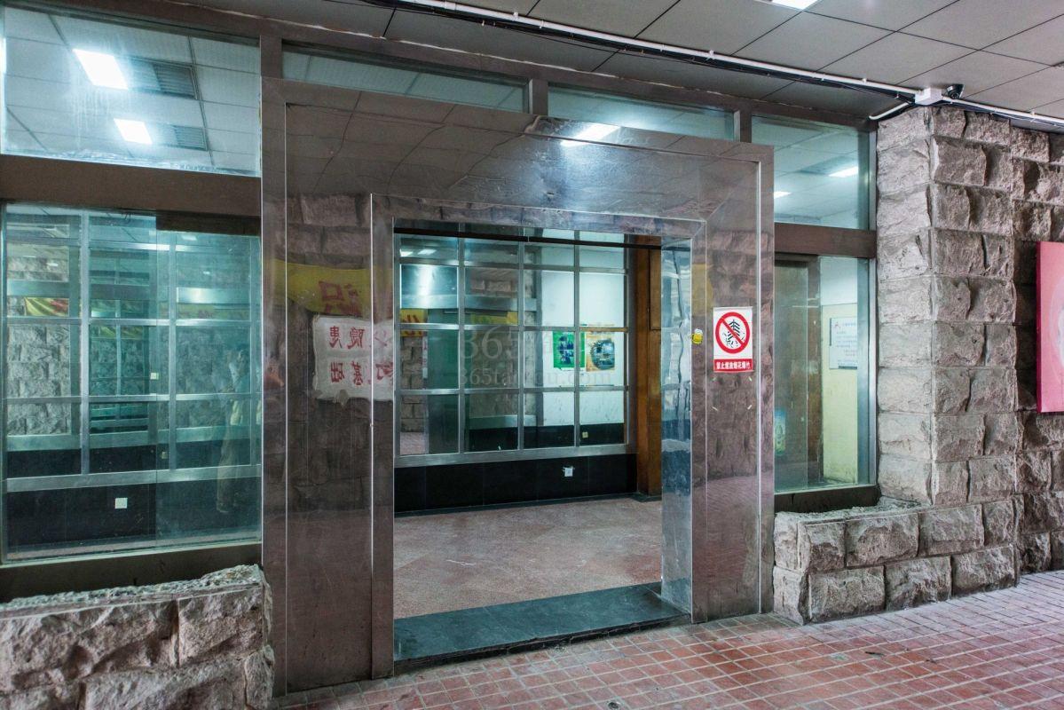 冠霖大厦大门