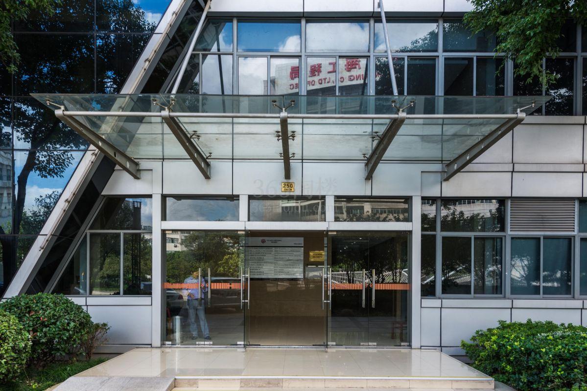 市北高新科技园区大门
