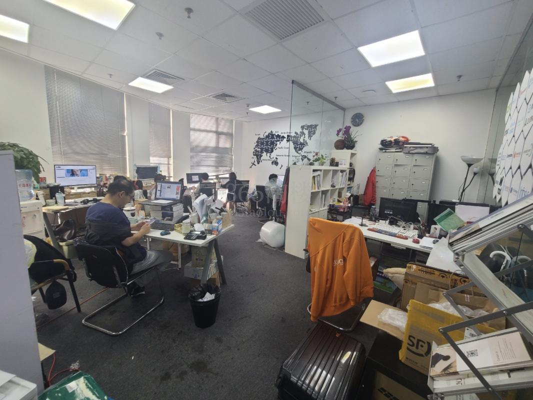 近铁云中心办公区域