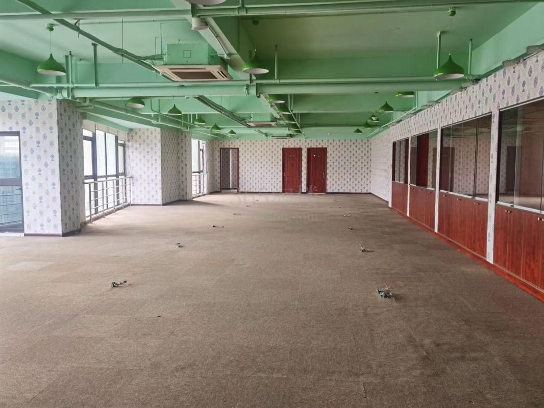 新曹杨中南大厦办公区域
