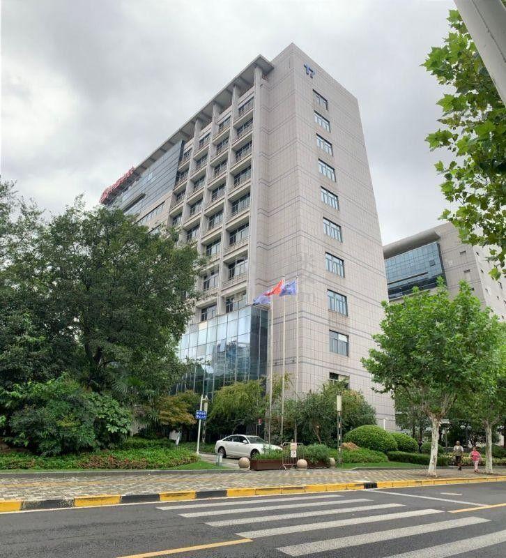 市北·中国中铁整层1138平精装出租，多套可以选