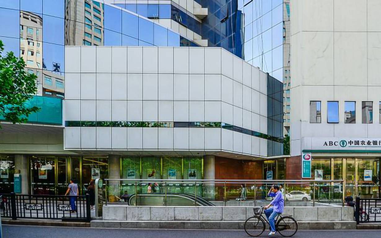 国信大厦大门