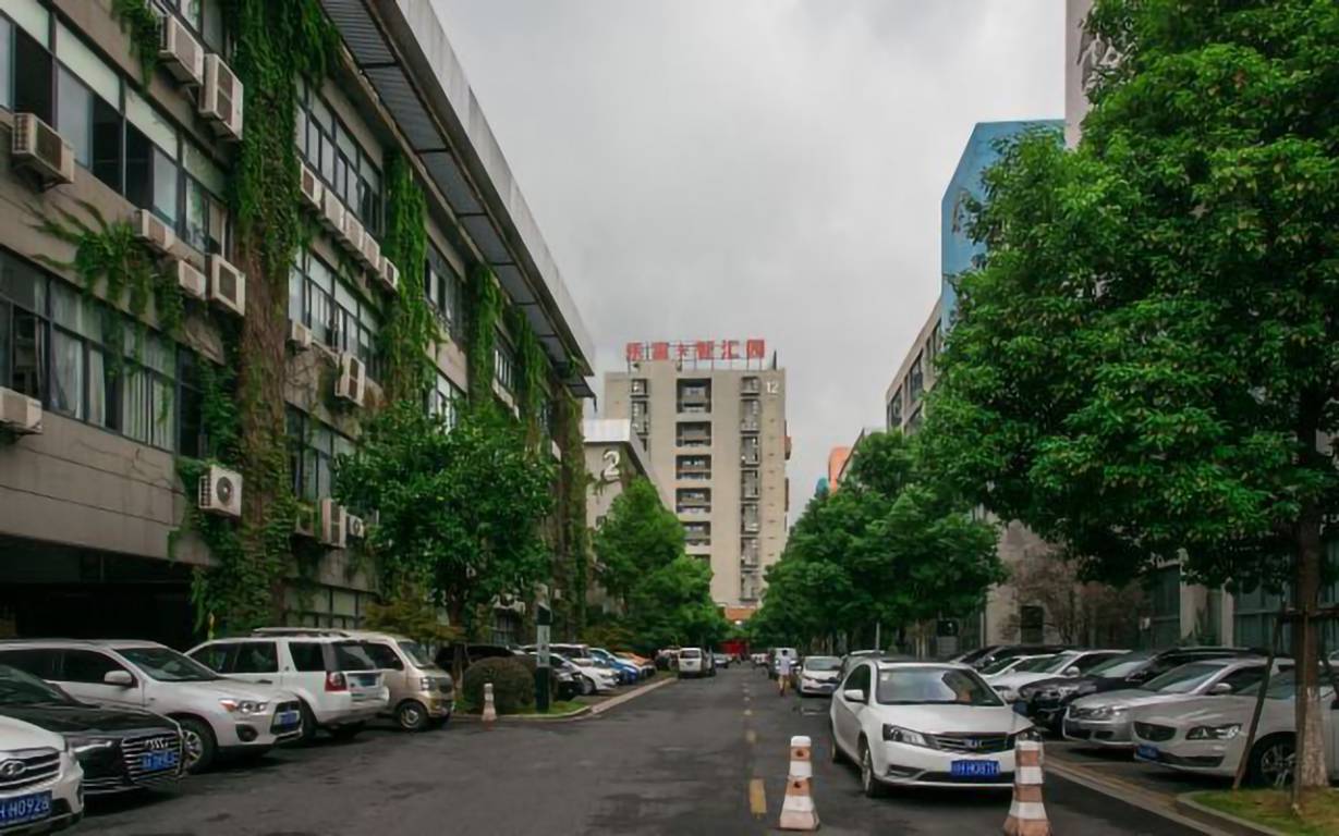乐富智汇园周边环境