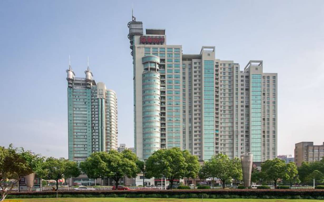 绿都世贸广场外立面