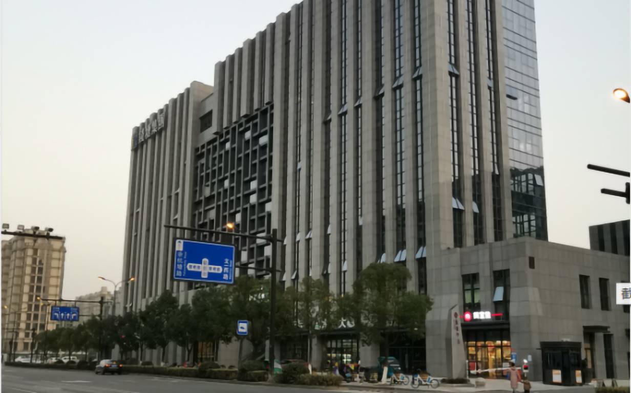钱塘汇银中心外立面