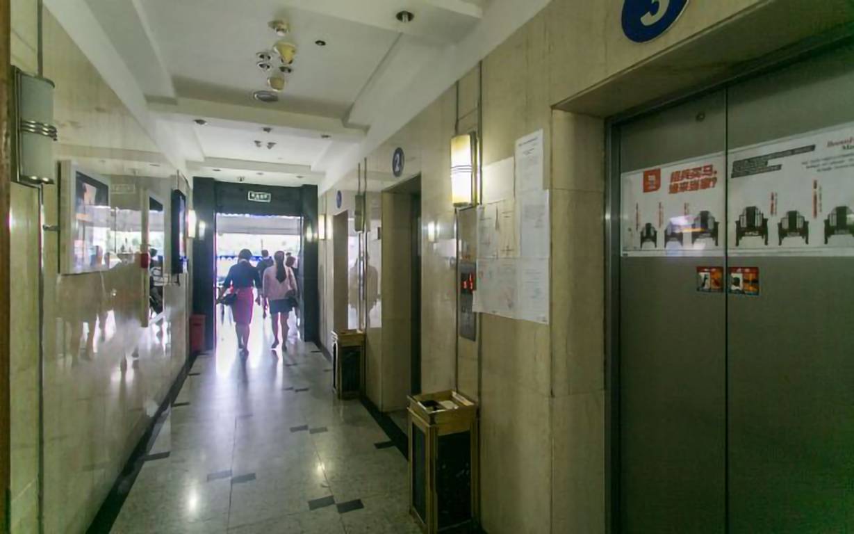 耀江文欣大厦电梯厅