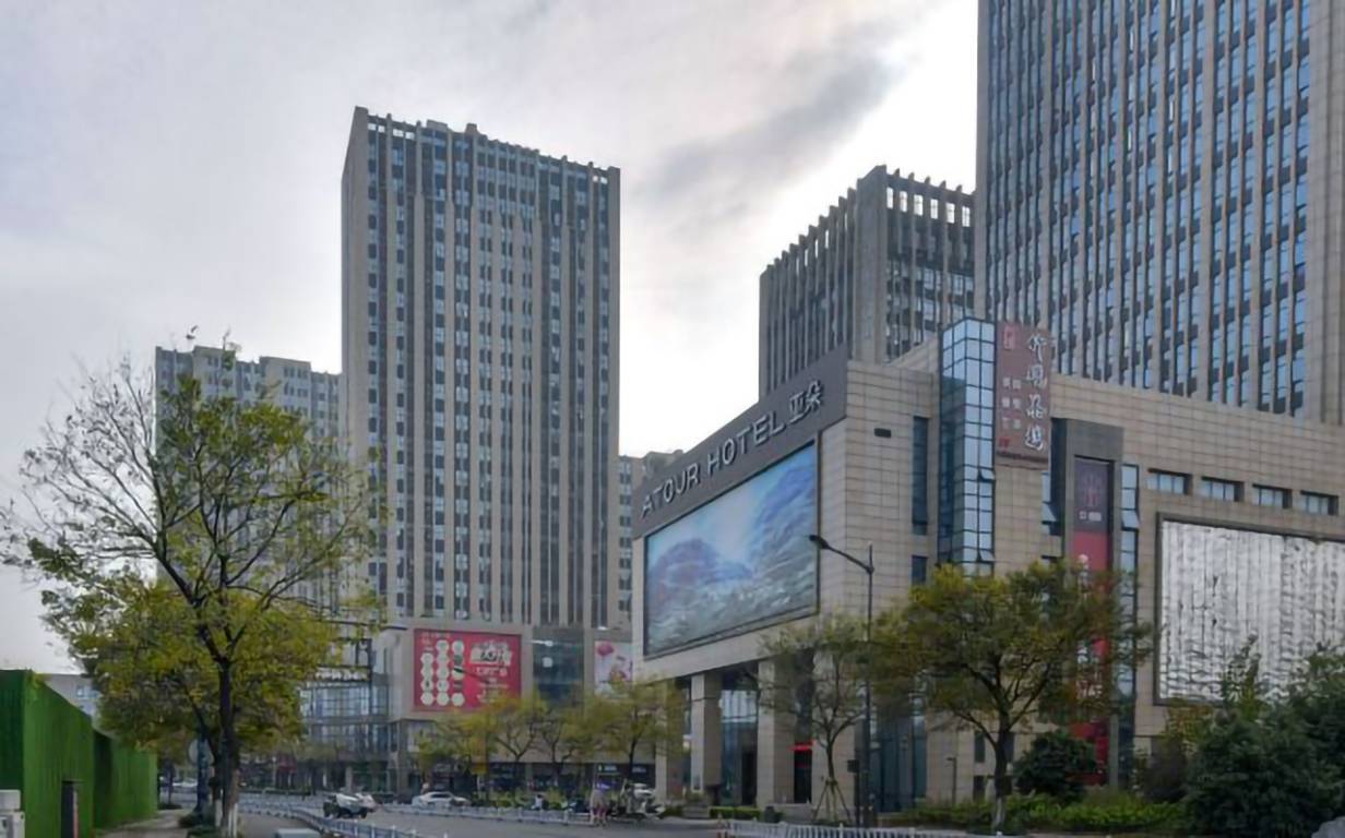 中豪七格商务中心外立面
