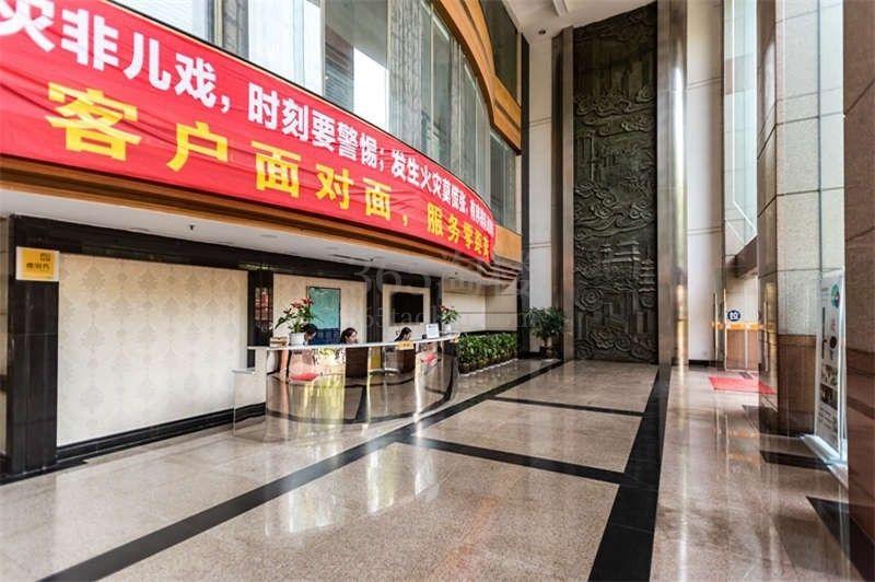 长堤明苑大堂