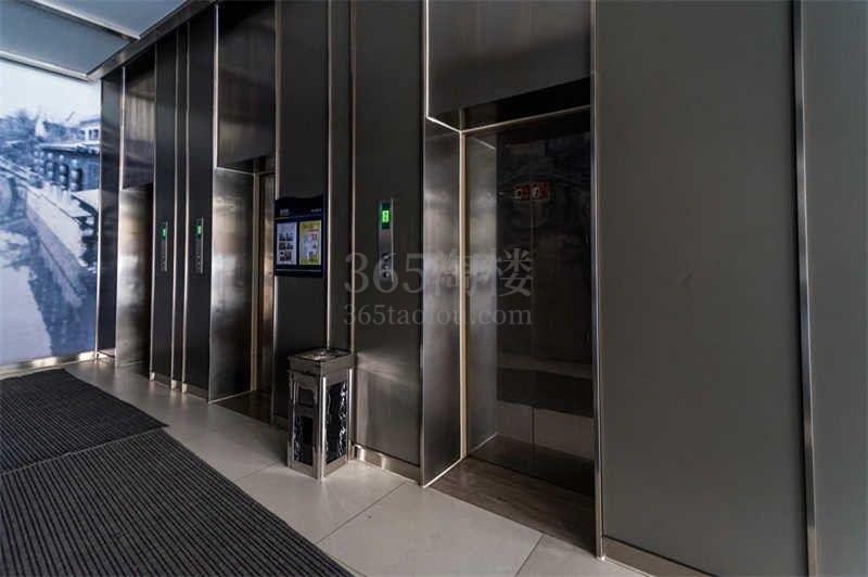 丰元国际电梯厅