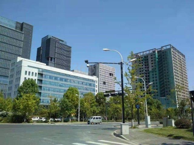 海德新港中心