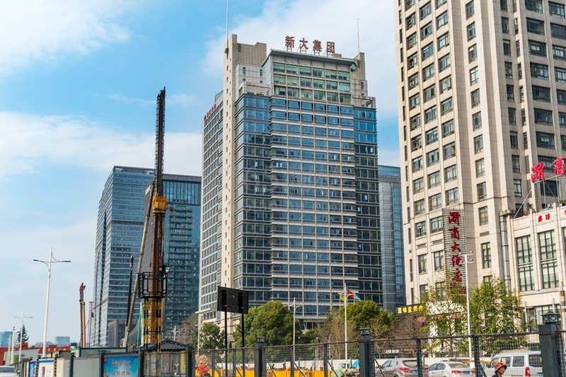新大集团大厦外立面