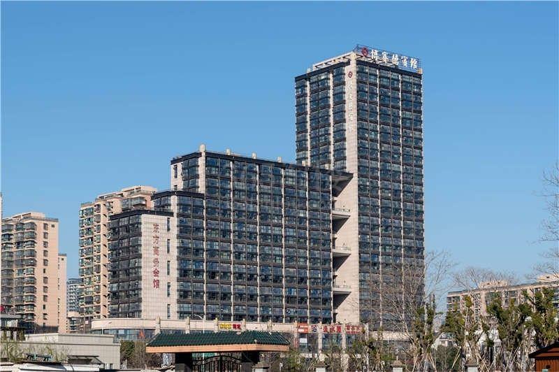 东方商务会馆外立面