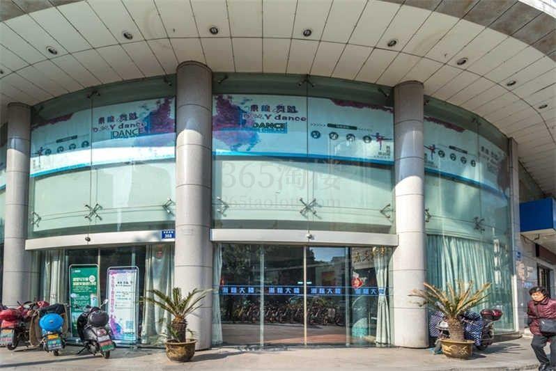 浙租大楼大门