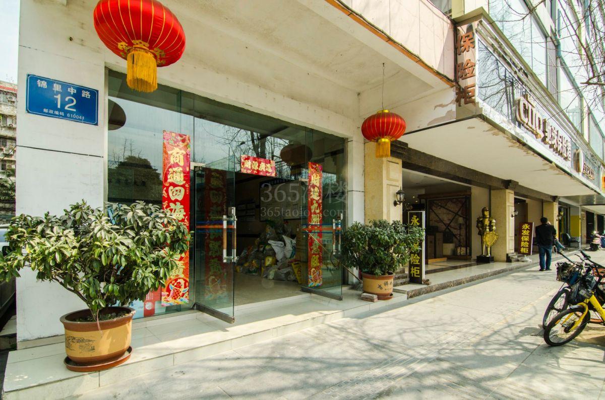 彩虹商务大厦大门