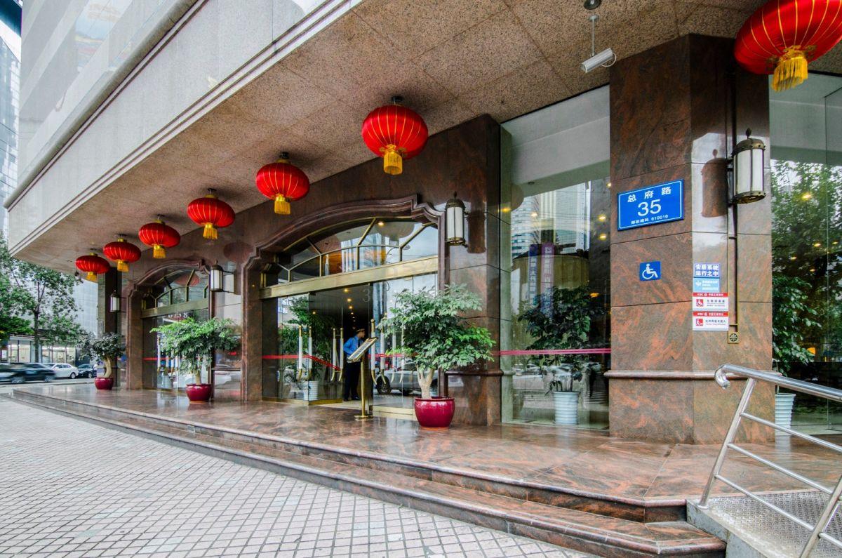 总府大厦大门