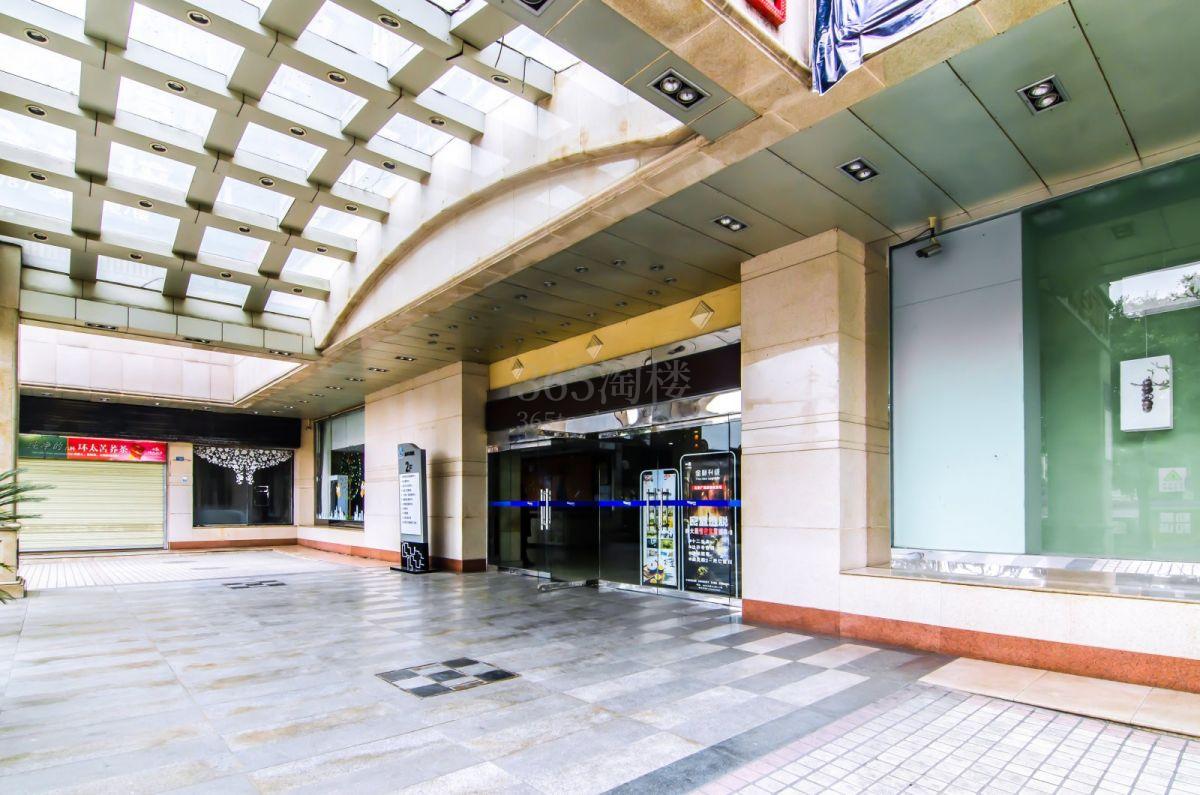 四川物资大厦大门
