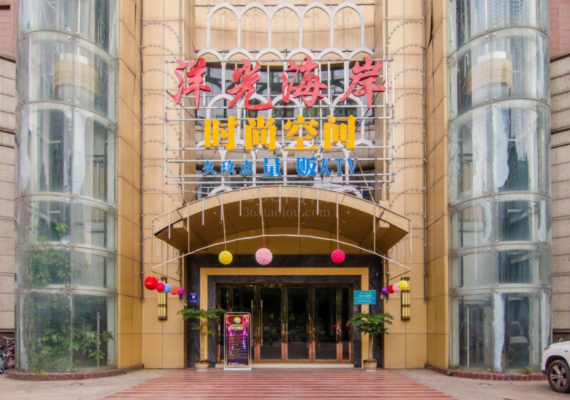 锦江花园城大门