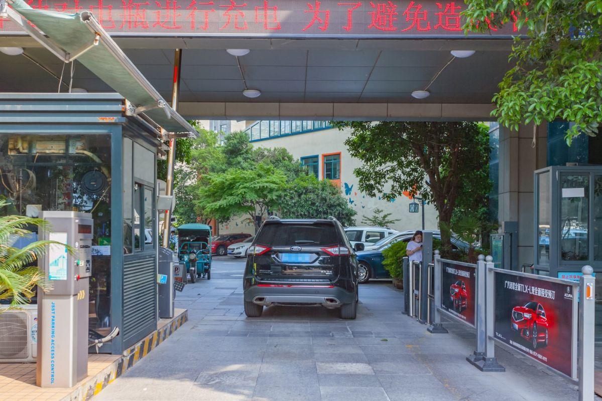利尔达科技大厦周边环境