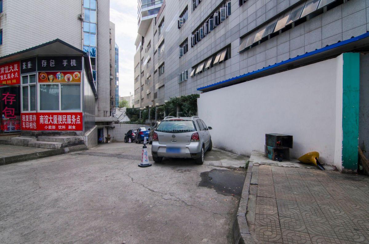 南谊大厦周边环境