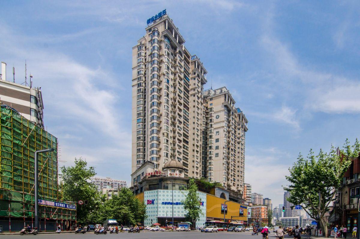 万高都市欣城外立面