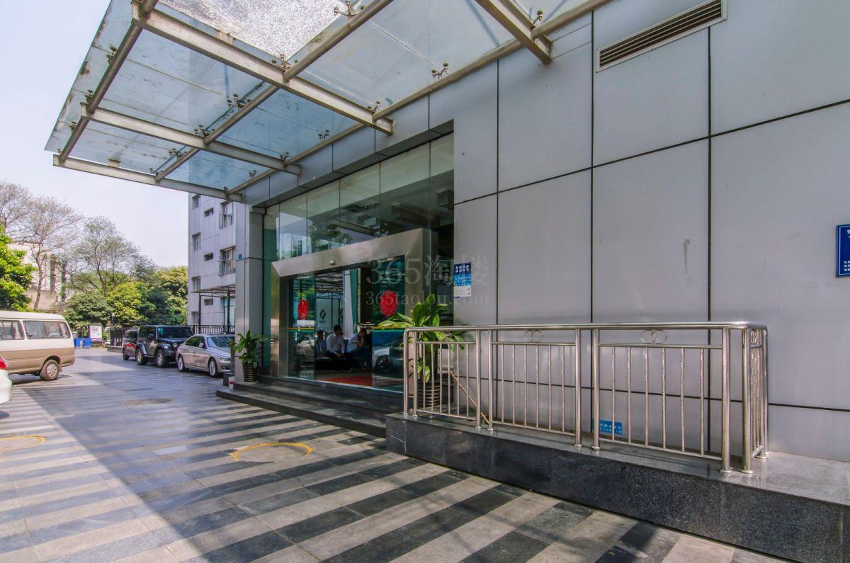 银谷基业大门
