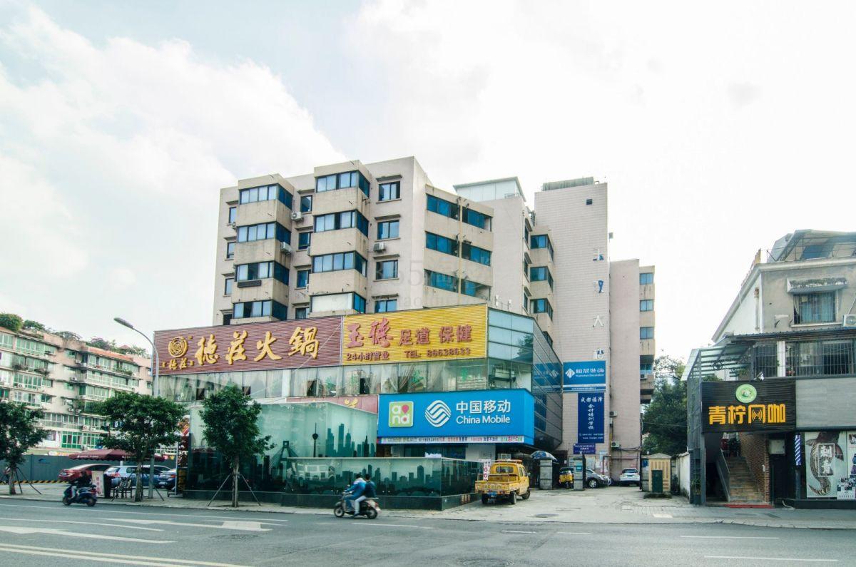 玉双大厦外立面